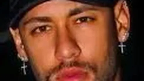 谢芷蕙公开新感情，昔日陈冠希吻照女主角再引关注